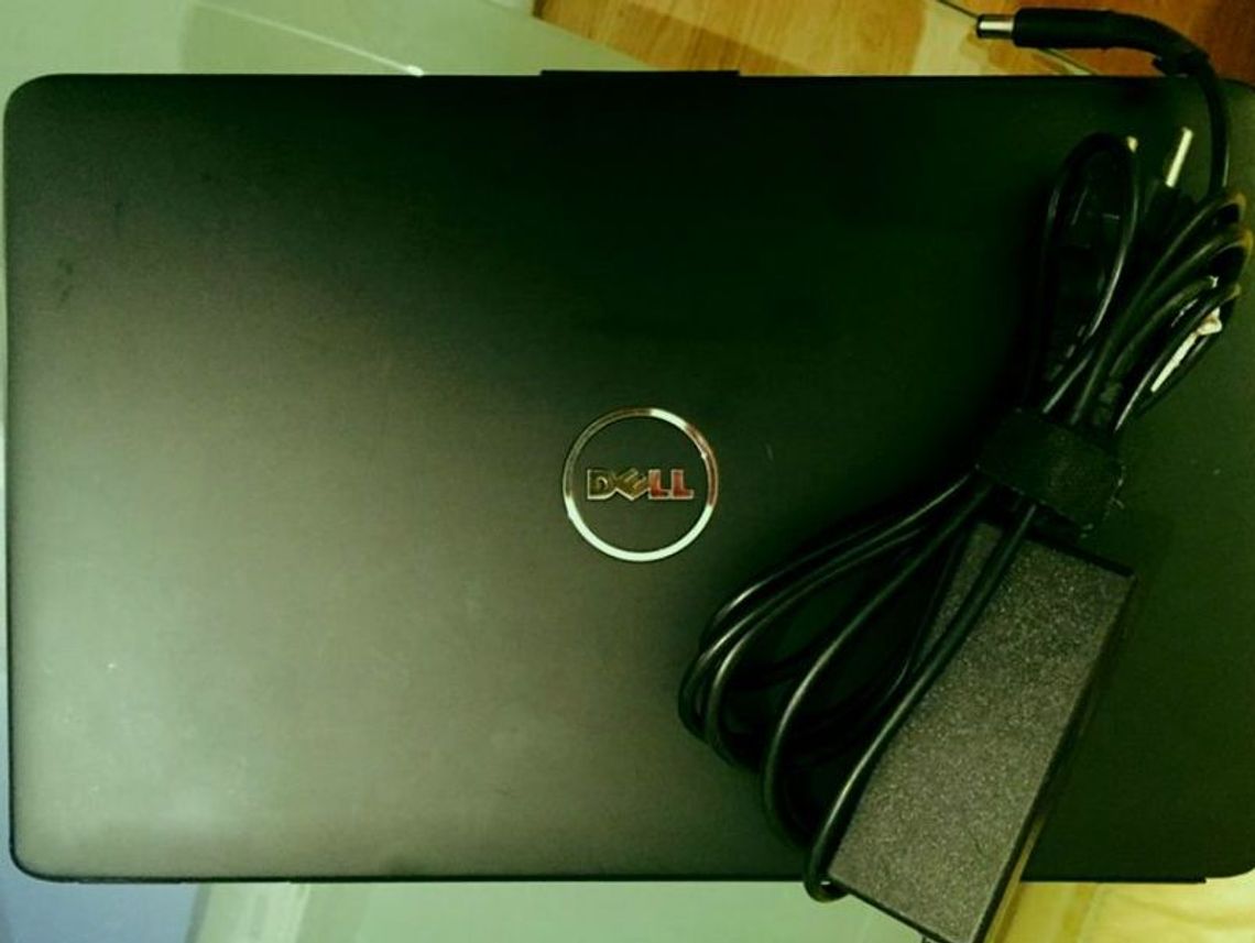 Zrobili bezpłatną imprezę, a skradziono im laptop Zrobili bezpłatną imprezę, a skradziono im laptop