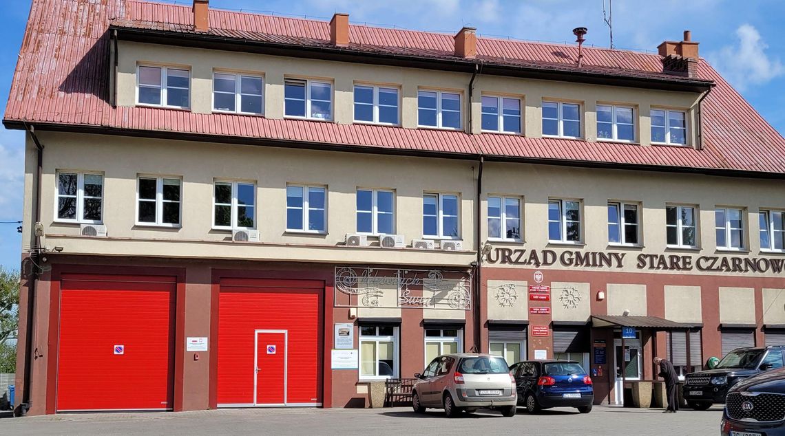 Zwolnił mnie nagle z urzędu, pomimo mojej wieloletniej i nienagannej pracy