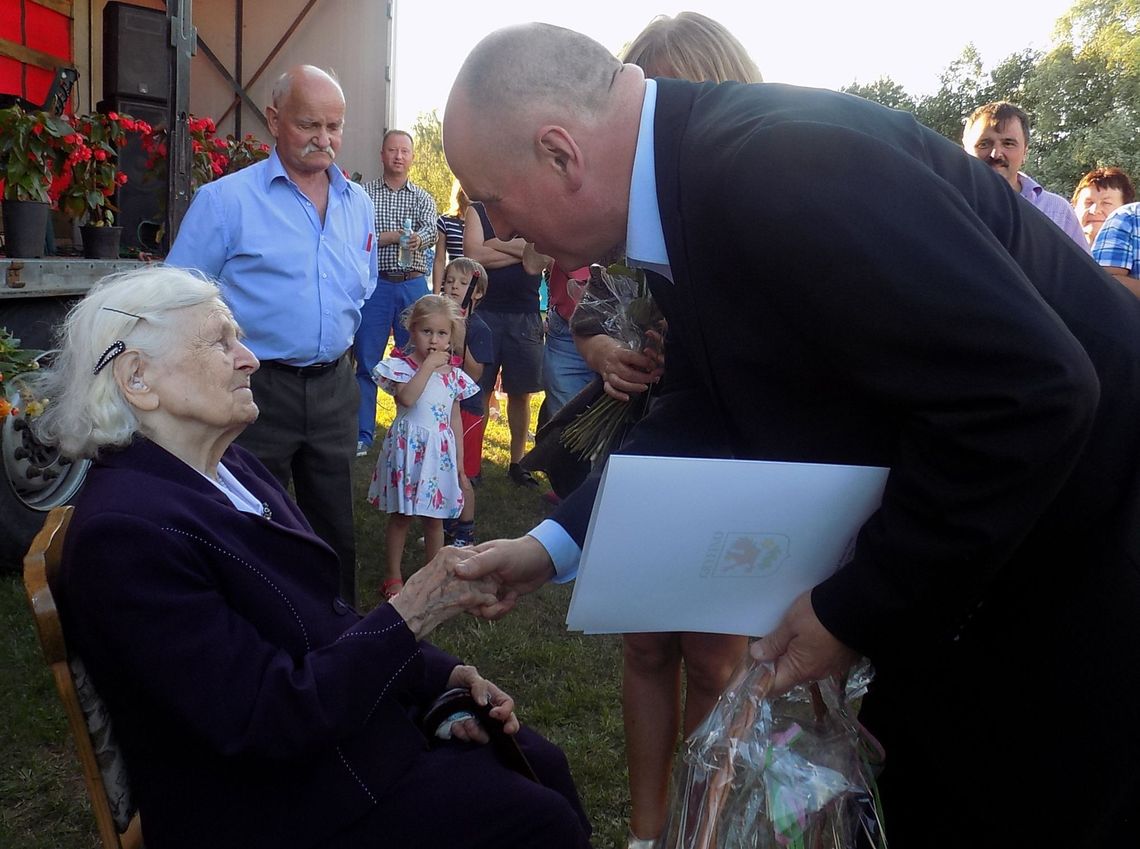 Życzymy 200 lat w zdrowiu, Pani Stanisławo! Życzymy 200 lat w zdrowiu, Pani Stanisławo!