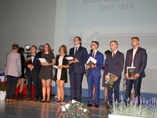 Nagrodzono najlepszych uczniów. Gala Laureatów 2017/2018 [FOTO cz. II]